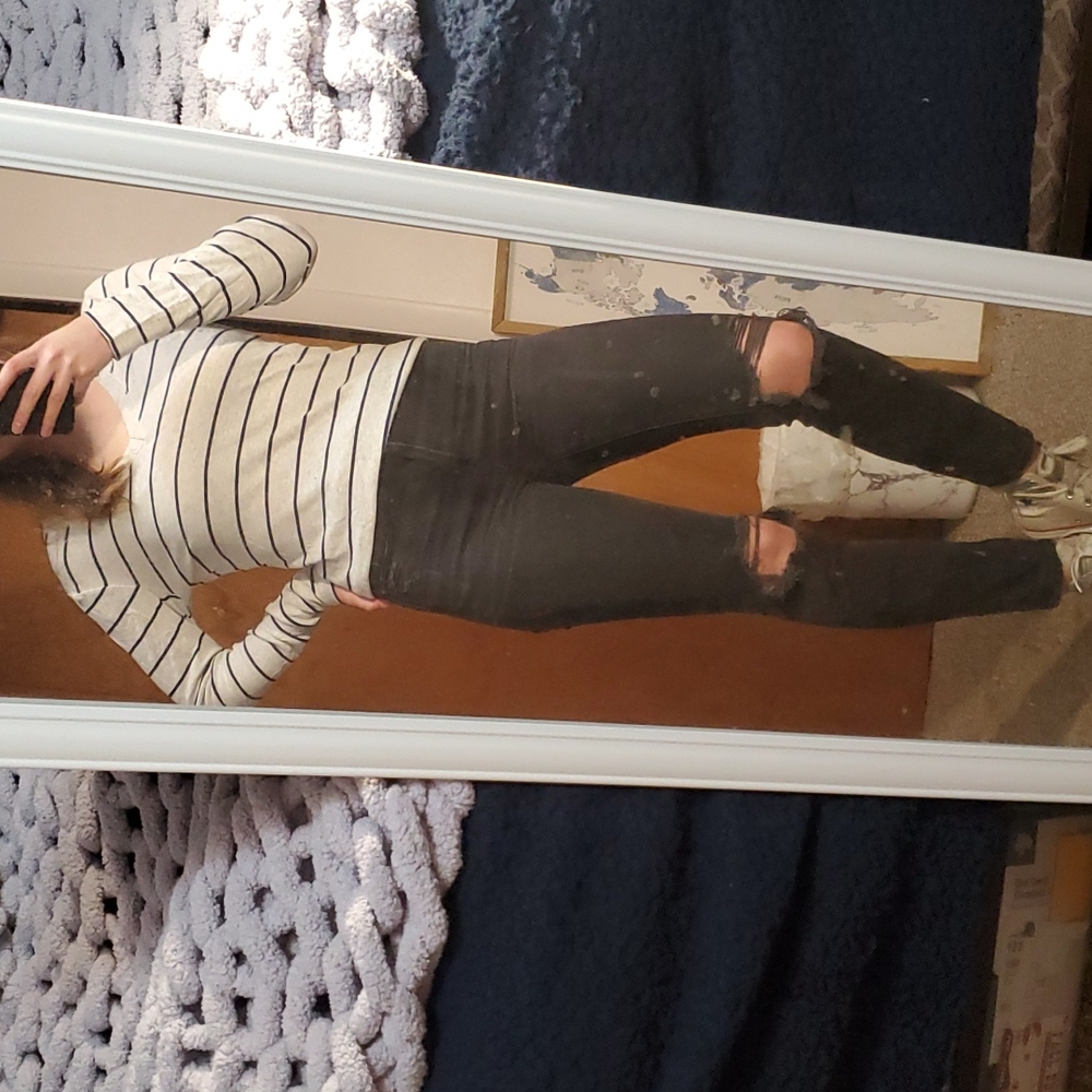 Long sleeve striped tee